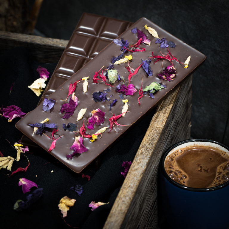 Noir_et_Fleurs_chalet-chocolat