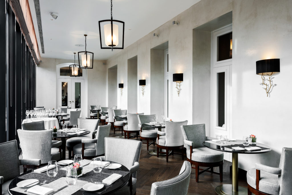 Brasserie_Royal_Savoy_Veranda©RetoGüntli