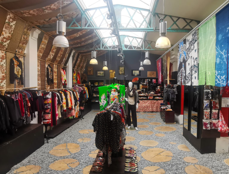 AOI-pop-up-store-lausanne-japon-mode-kimono-upcycling