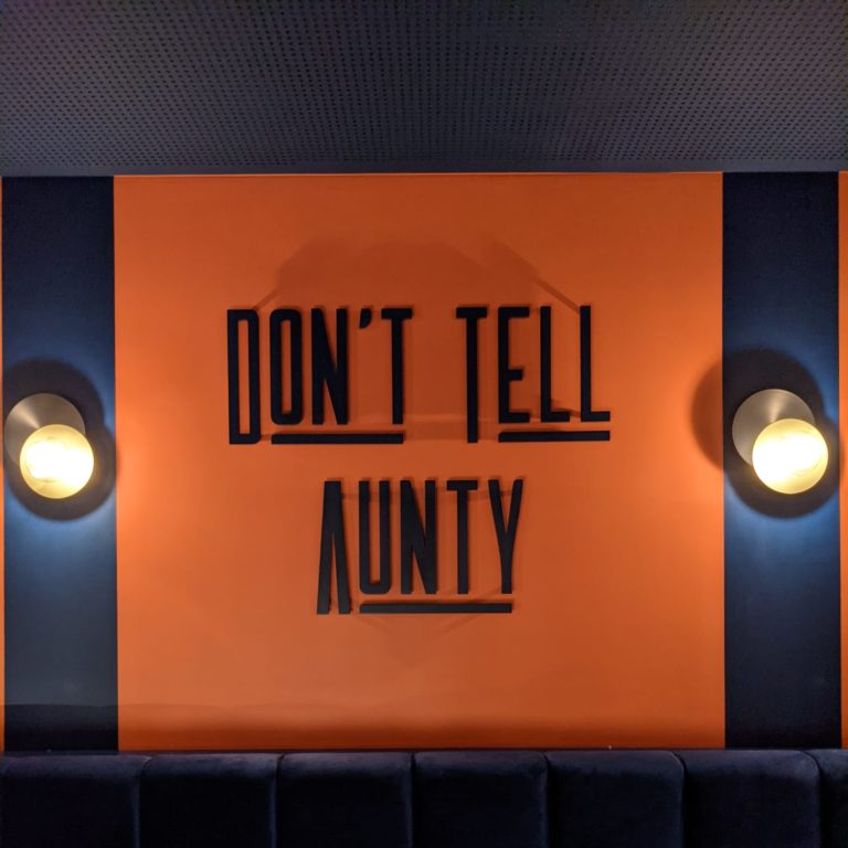 don-t-tell-aunty-bar-speakeasy-lausanne